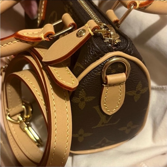 Louis Vuitton Monogram Nano Speedy - Picture 3 of 5